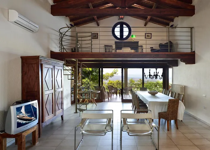 别墅 Le Poiane Is Molas